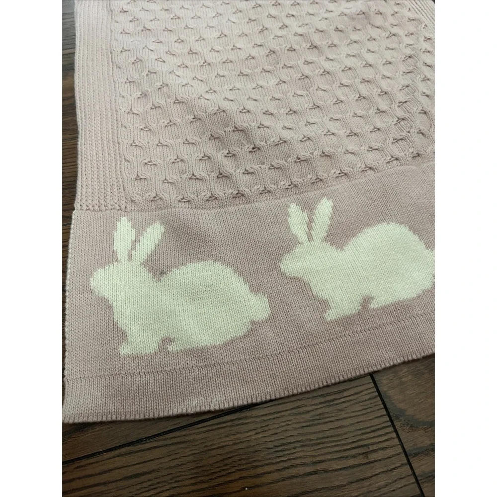 Magaschoni Easter/Spring Bunny Cable Knit Table Runner Blush/Ivory 16